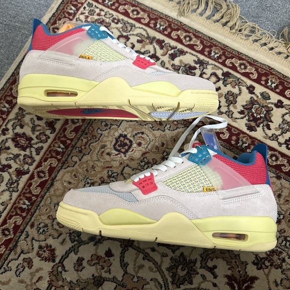 Air Jordan 4 Retro SP Sneakers